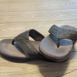 Saint John's Bay Memory Foam Dry Cool Flip Flops
